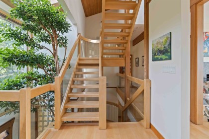 Photo 37 at 668 Beachview Drive, Dollarton, North Vancouver