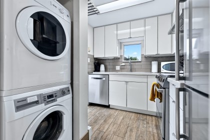 Photo 20 at 506 - 1166 Melville Street, Coal Harbour, Vancouver West