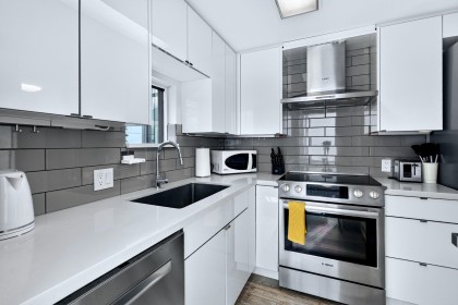 Photo 31 at 506 - 1166 Melville Street, Coal Harbour, Vancouver West