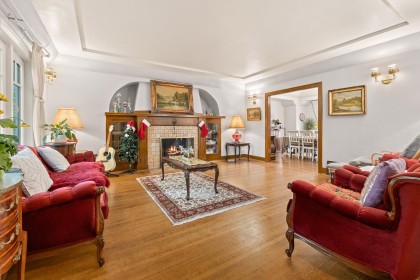 Photo 4 at 2923 W 32nd Avenue, MacKenzie Heights, Vancouver West
