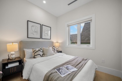 Photo 10 at 1554 W 66th Avenue, S.W. Marine, Vancouver West