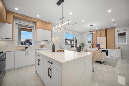 Photo 4 at 1554 W 66th Avenue, S.W. Marine, Vancouver West