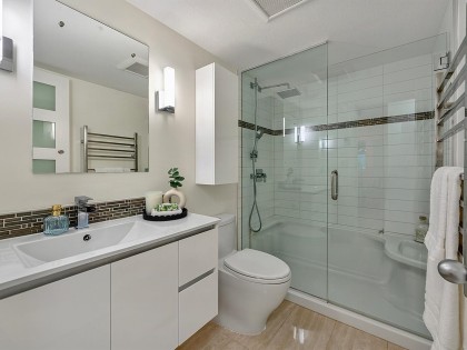 Photo 16 at 7 - 3250 W 4th Avenue, Kitsilano, Vancouver West