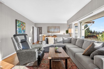 Photo 7 at 674 Blueridge Avenue, Canyon Heights NV, North Vancouver