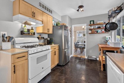 Photo 9 at 674 Blueridge Avenue, Canyon Heights NV, North Vancouver