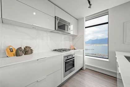 Photo 3 at 2201 - 108 W Cordova Street, Downtown VW, Vancouver West