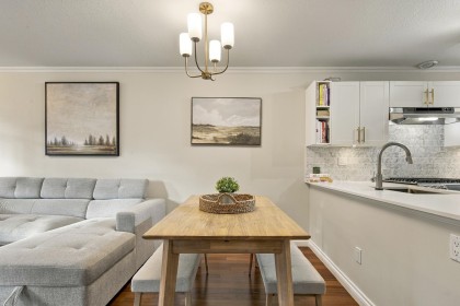 Photo 13 at 210 - 2181 W 10th Avenue, Kitsilano, Vancouver West