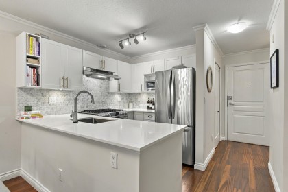 Photo 18 at 210 - 2181 W 10th Avenue, Kitsilano, Vancouver West