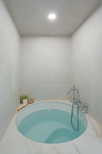 Photo 34 at 709 - 1490 Pennyfarthing Drive, False Creek, Vancouver West