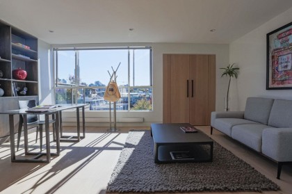 Photo 14 at 709 - 1490 Pennyfarthing Drive, False Creek, Vancouver West