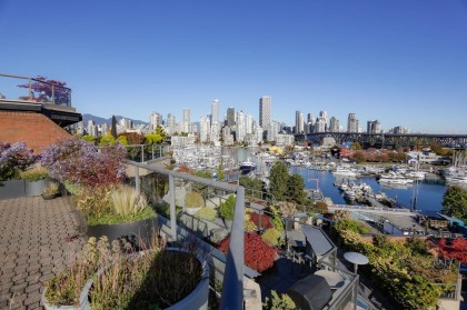 Photo 25 at 709 - 1490 Pennyfarthing Drive, False Creek, Vancouver West