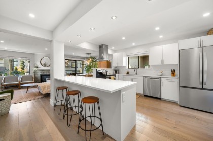 Photo 1 at 19 - 2133 St George\'s Avenue, Central Lonsdale, North Vancouver