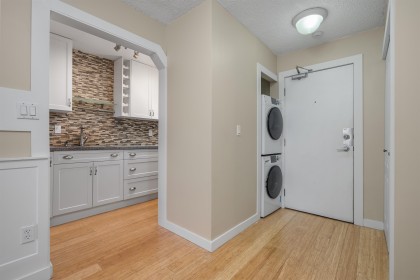 Photo 7 at 108 - 910 W 8th Avenue, Fairview VW, Vancouver West