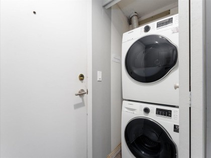 Photo 13 at 1206 - 388 Drake Street, Yaletown, Vancouver West