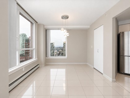 Photo 3 at 1206 - 388 Drake Street, Yaletown, Vancouver West