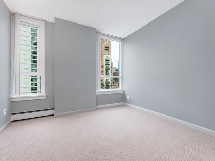 Photo 11 at 1206 - 388 Drake Street, Yaletown, Vancouver West