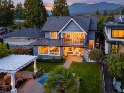 Photo 3 at 355 E 15th Street, Central Lonsdale, North Vancouver