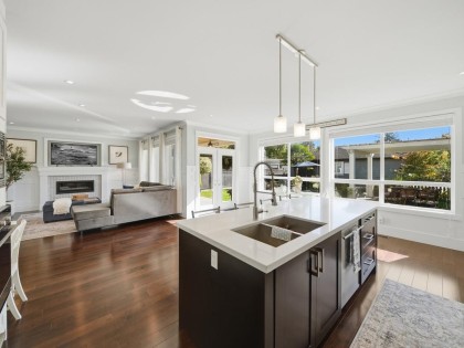 Photo 10 at 355 E 15th Street, Central Lonsdale, North Vancouver