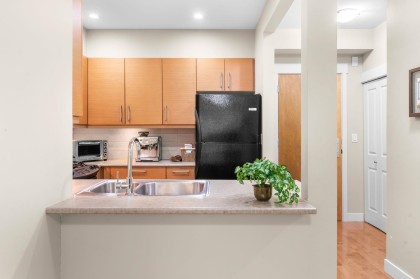 Photo 12 at 208 - 188 W 29 Street, Upper Lonsdale, North Vancouver