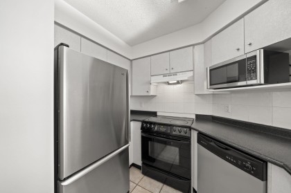 Photo 10 at 1008 - 822 Homer Street, Downtown VW, Vancouver West