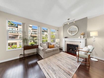 Photo 2 at 221 - 3769 W 7th Avenue, Point Grey, Vancouver West