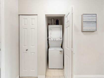 Photo 8 at 221 - 3769 W 7th Avenue, Point Grey, Vancouver West