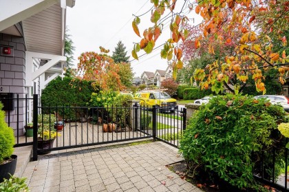 Photo 2 at 920 W 15th Avenue, Fairview VW, Vancouver West