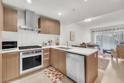 Photo 5 at 609 - 6033 Gray Avenue, University VW, Vancouver West