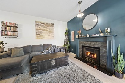 Photo 18 at 210 - 1924 Comox Street, West End VW, Vancouver West