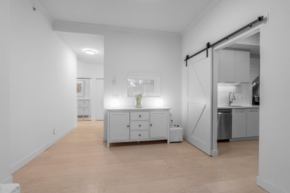 Photo 5 at 101 - 160 W Keith Road, Central Lonsdale, North Vancouver