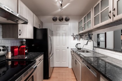 Photo 7 at 119 - 555 W 14th Avenue, Fairview VW, Vancouver West