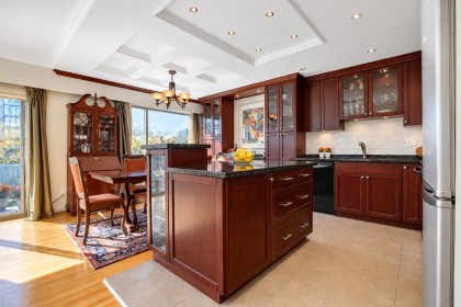 Photo 10 at 502 - 2409 W 43rd Avenue, Kerrisdale, Vancouver West