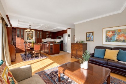 Photo 4 at 502 - 2409 W 43rd Avenue, Kerrisdale, Vancouver West