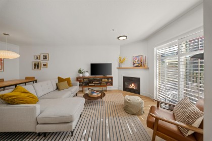 Photo 2 at 18 - 222 E 5th Street, Lower Lonsdale, North Vancouver