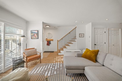Photo 3 at 18 - 222 E 5th Street, Lower Lonsdale, North Vancouver