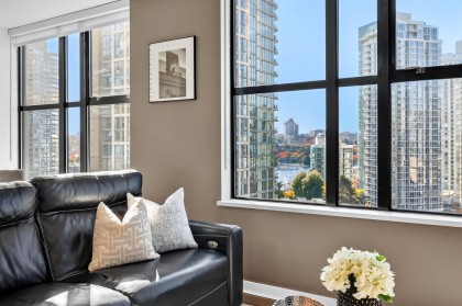 Photo 3 at 1507 - 989 Beatty Street, Yaletown, Vancouver West