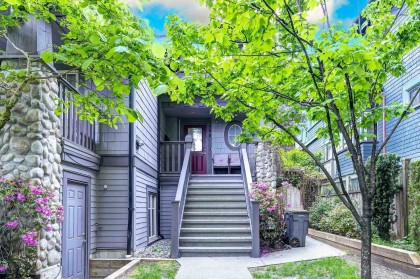 Photo 1 at 208 W 13th Avenue, Mount Pleasant VW, Vancouver West
