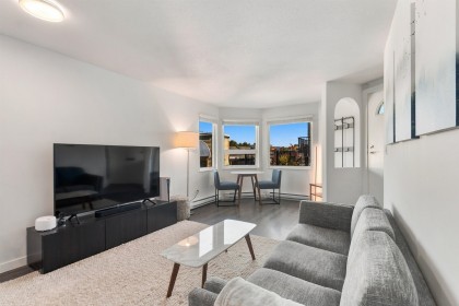 Photo 1 at 5 - 1101 W 8th Avenue, Fairview VW, Vancouver West