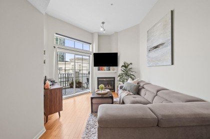 Photo 3 at 413 - 147 E 1st Street, Lower Lonsdale, North Vancouver