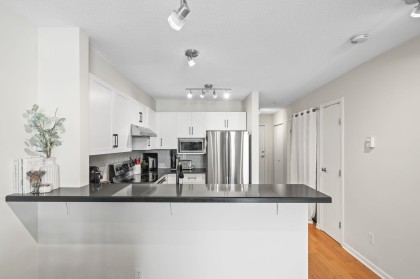 Photo 10 at 413 - 147 E 1st Street, Lower Lonsdale, North Vancouver