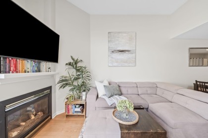 Photo 4 at 413 - 147 E 1st Street, Lower Lonsdale, North Vancouver
