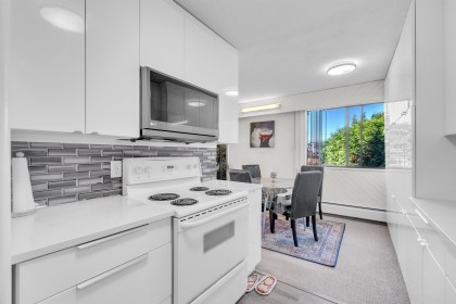 Photo 14 at 205 - 1610 Chesterfield Avenue, Central Lonsdale, North Vancouver