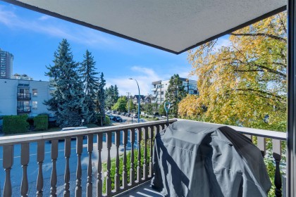 Photo 15 at 205 - 1610 Chesterfield Avenue, Central Lonsdale, North Vancouver