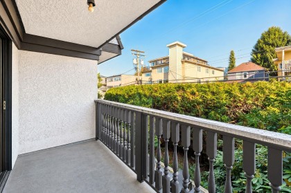Photo 11 at 214 - 310 W 3rd Street, Lower Lonsdale, North Vancouver