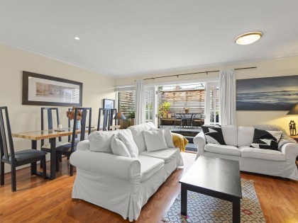 Photo 12 at 101 - 2535 York Avenue, Kitsilano, Vancouver West