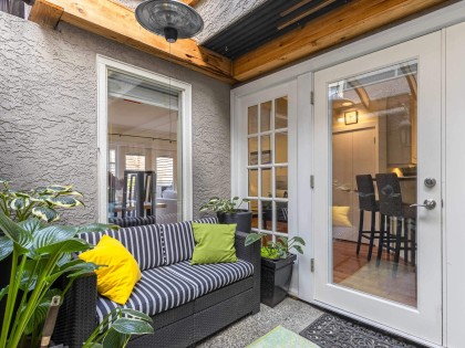 Photo 3 at 101 - 2535 York Avenue, Kitsilano, Vancouver West