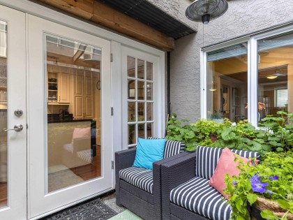 Photo 4 at 101 - 2535 York Avenue, Kitsilano, Vancouver West