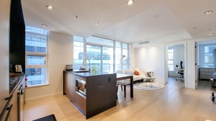 Photo 5 at 1705 - 1289 Hornby Street, Downtown VW, Vancouver West