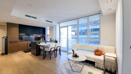 Photo 11 at 1705 - 1289 Hornby Street, Downtown VW, Vancouver West