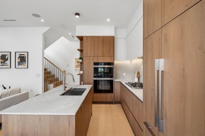 Photo 15 at 1 - 3642 W 20th Avenue, Dunbar, Vancouver West